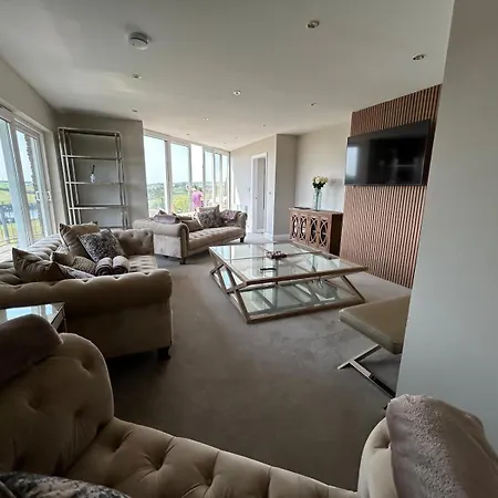 The Waterfront House In Kinsale, Hosted By Exquisite Homes וילה